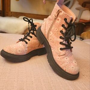 Art Class Girls' Pink Combat Boots Size 1 (Little Kid)